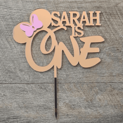 Minnie mouse cake topper