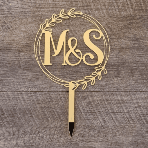 Initials cake topper in wreathe