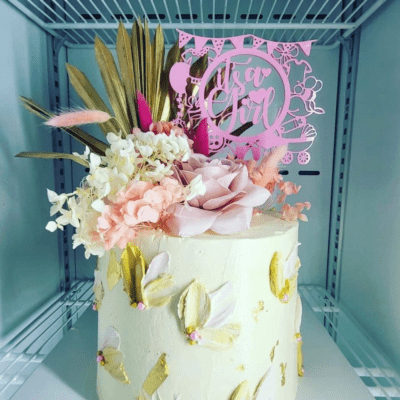It's a girl cake topper