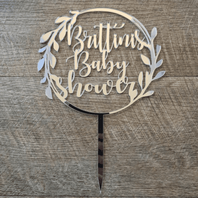 Baby shower wreath cake topper
