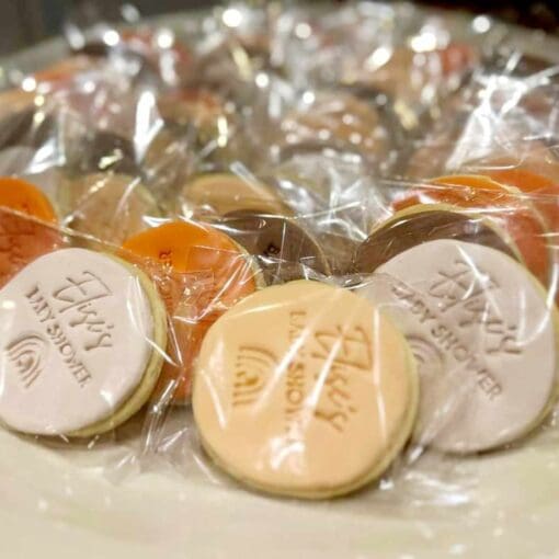 Baby shower with rainbow cookie stamp