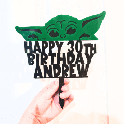 Yoda cake topper